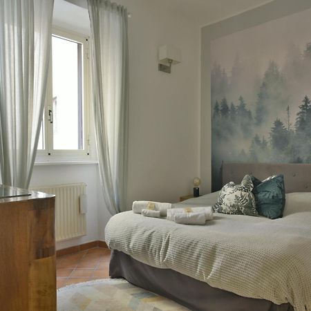 Vlad House, Close The Colosseum โรม ภายนอก รูปภาพ