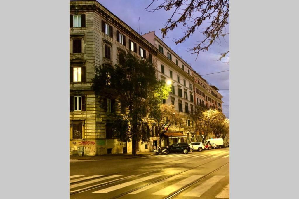 Vlad House, Close The Colosseum โรม ภายนอก รูปภาพ